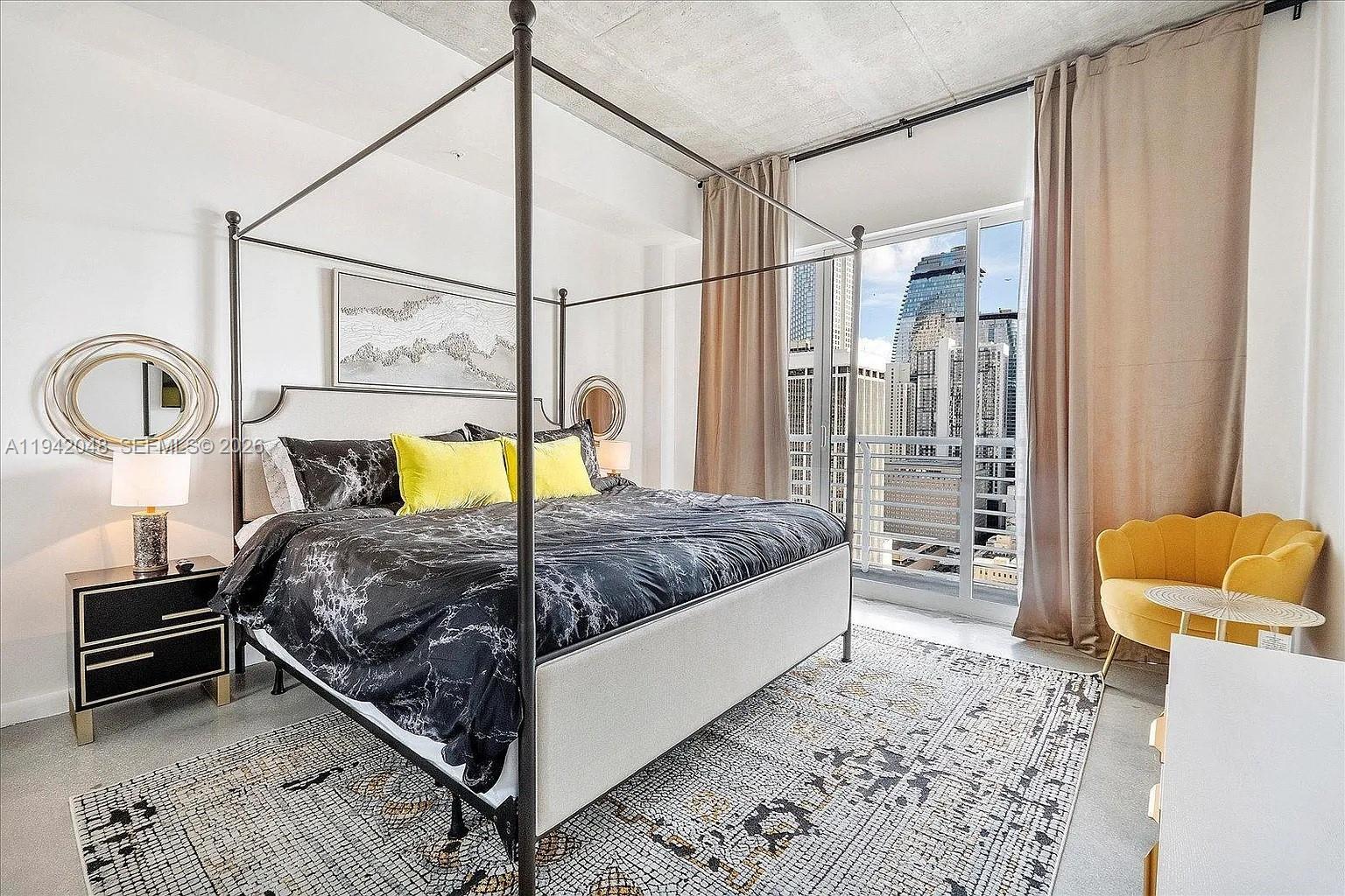 Building Photo - 133 NE 2nd Ave