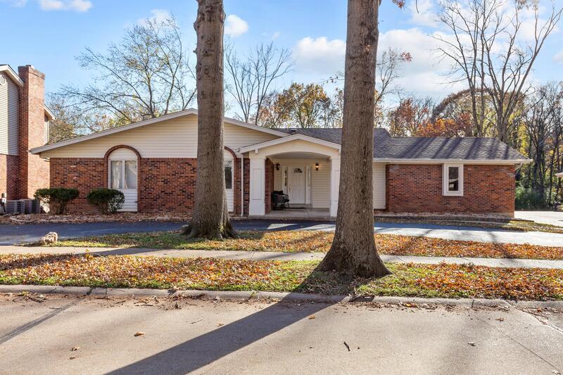 Building Photo - 12958 Ambois Dr