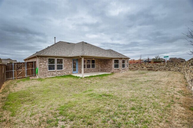 Building Photo - 3404 Glendale Ln