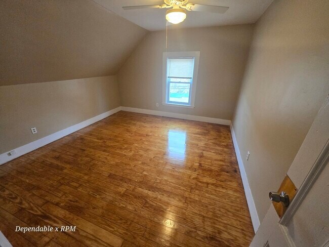 Building Photo - 232 Nahatan St