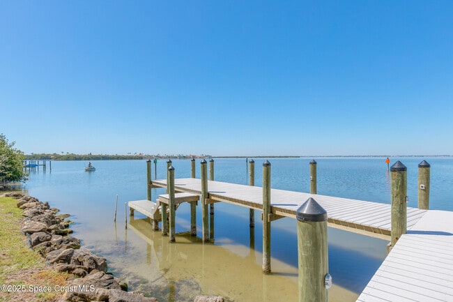 Building Photo - 190 Escambia Ln