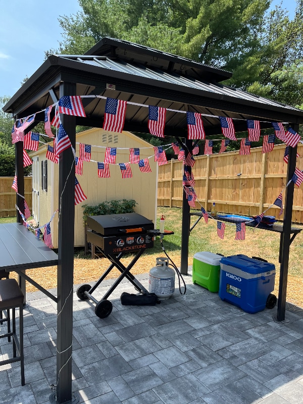 Building Photo - 301 Inglewood Dr