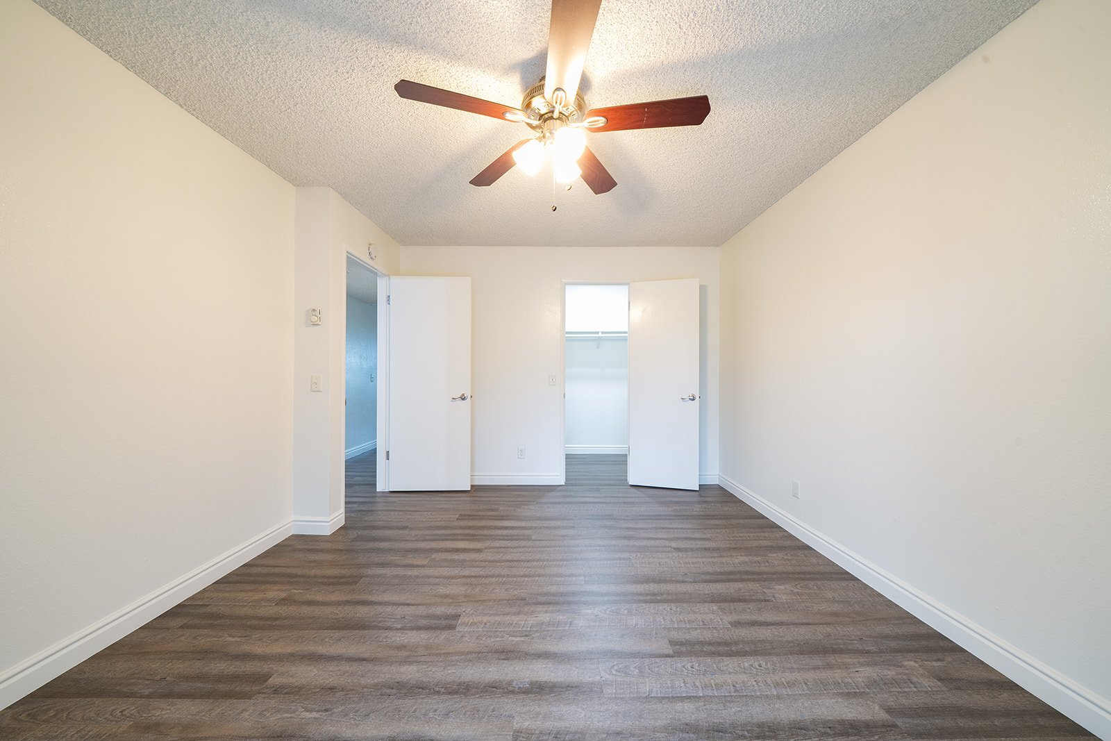Building Photo - 1125 Meadow Lake Dr