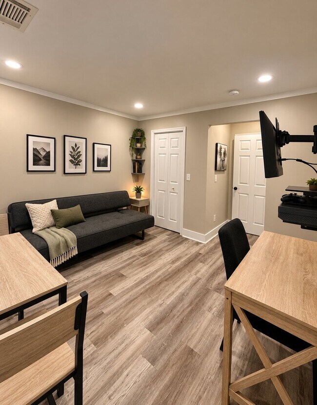 Building Photo - 3613 Ale Cir
