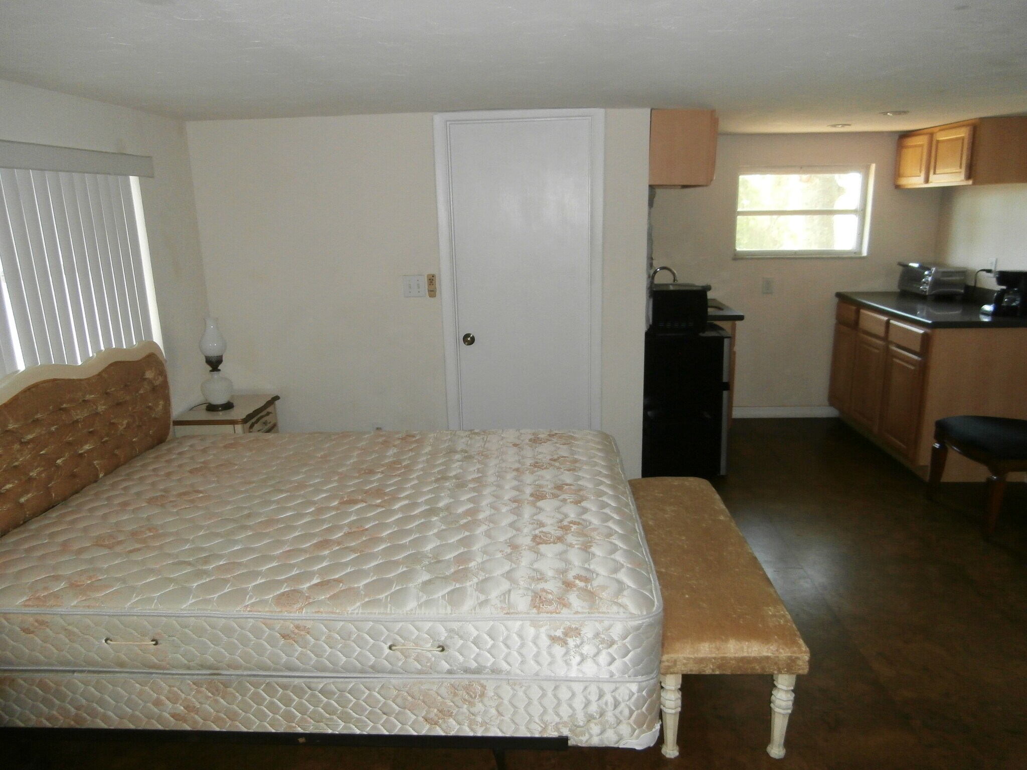 Building Photo - 300 Salem Ave NW