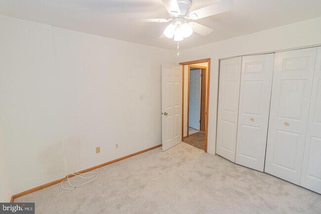 Building Photo - 133 Chalkboard Ct