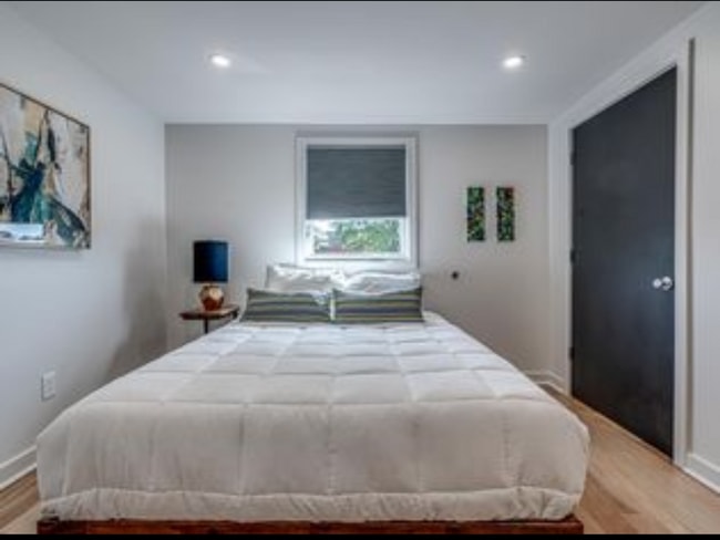 Building Photo - Madison Ave