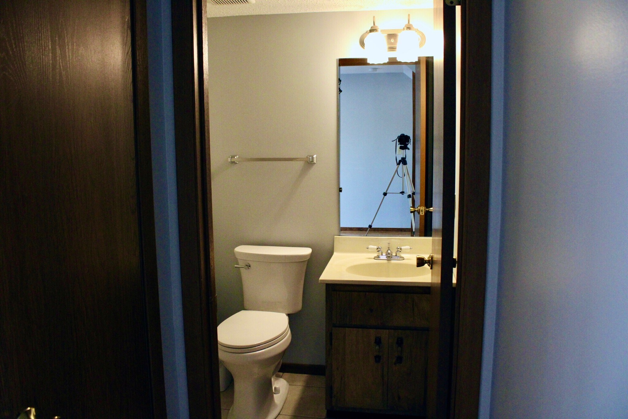 Half bath on main level - 10523 Briston Ct