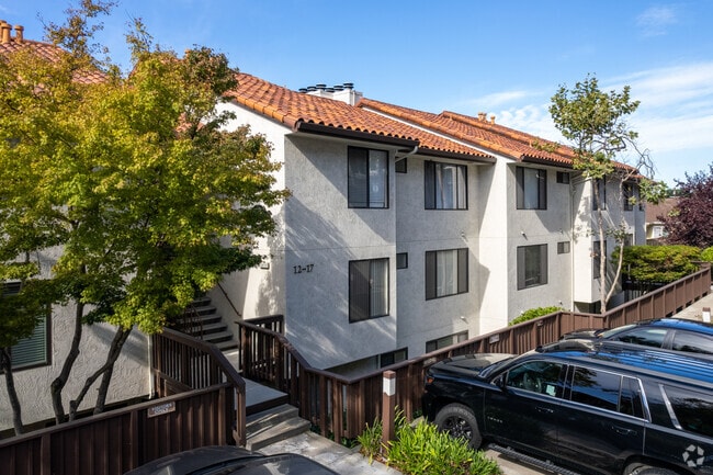 Building Photo - Vista Del Playa