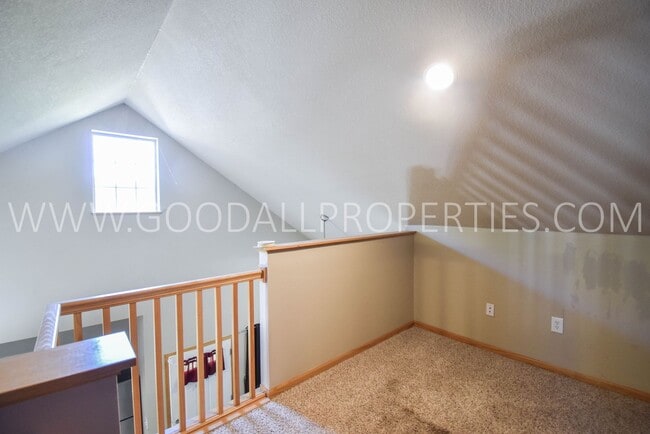 Building Photo - End Unit Townhome | Waukee Schools | Main-Floor Primary Suite