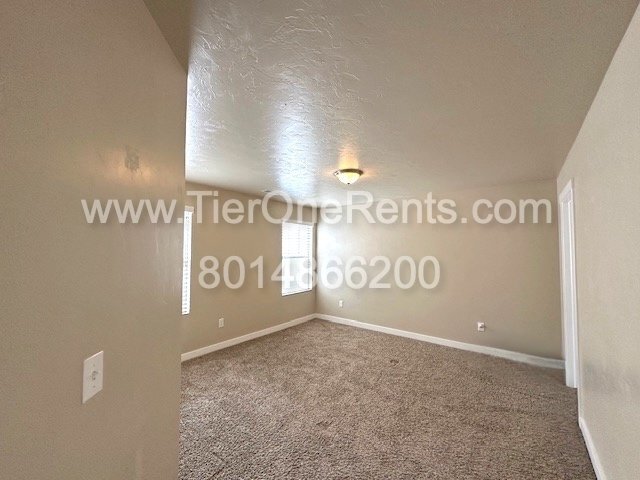 Building Photo - Move in special: $500 off First months rent!