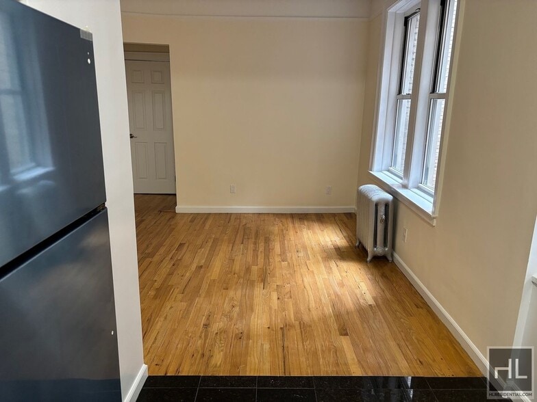 Building Photo - WEST 13 STREET