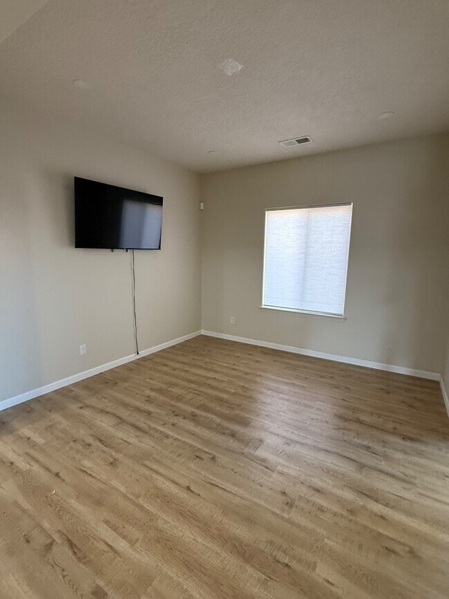 Building Photo - 12023 Pocono Rd SE