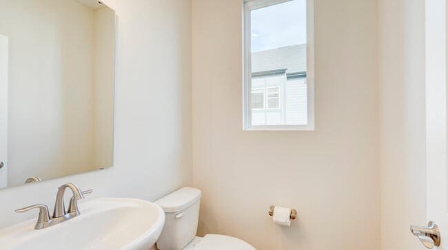 Building Photo - 5509 Swaling St