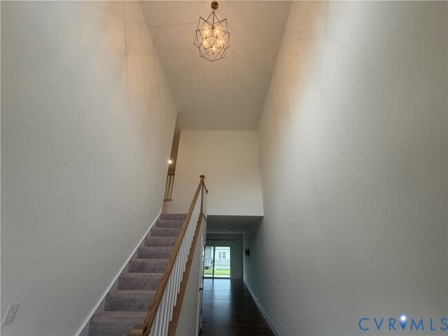 Building Photo - 7048 Dunton Rd