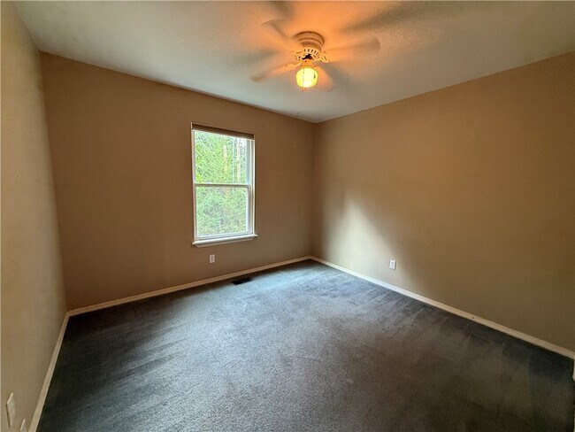 Building Photo - 2 Melling Cir