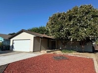 Building Photo - Elk Grove 3 Bed 2 Bath