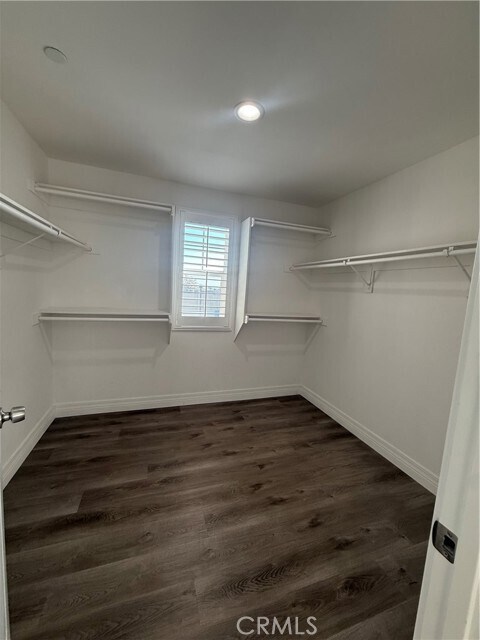 Building Photo - 654 W Margarita Dr