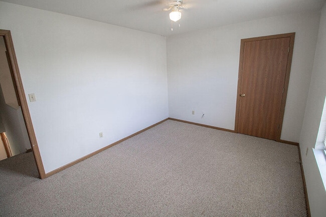 Building Photo - 1506 Typhoon Ct