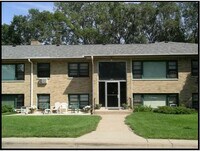 Building Photo - 136 11th Ave N