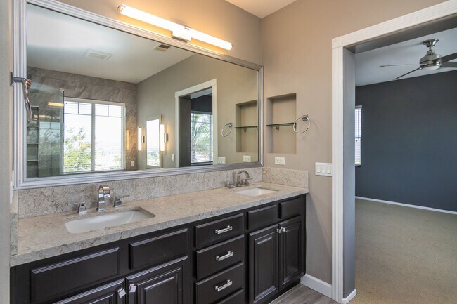 Building Photo - 28031 Alta Vista Ave