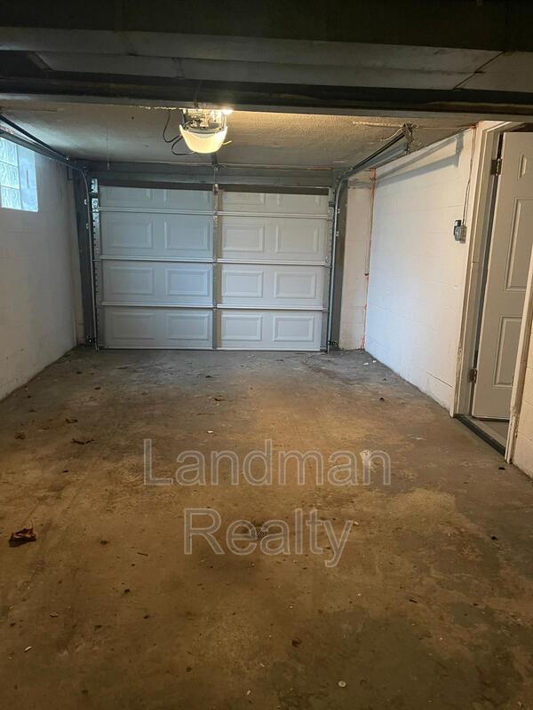 Building Photo - 634 Homewood Dr