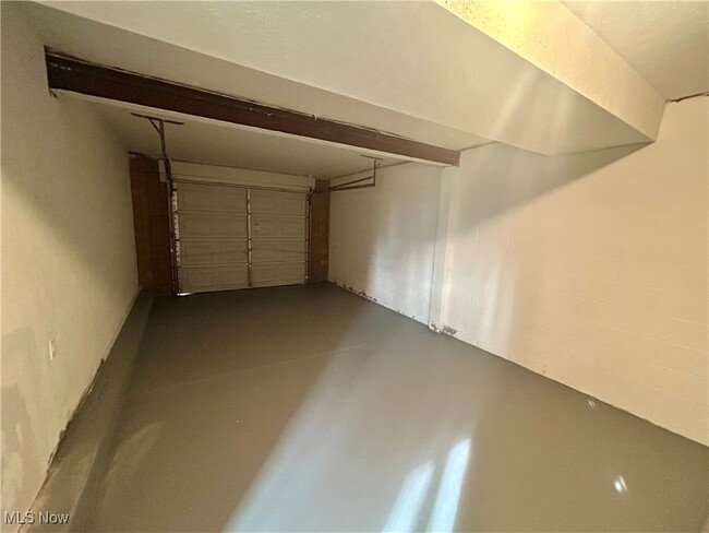 Building Photo - 4165 Vira Rd