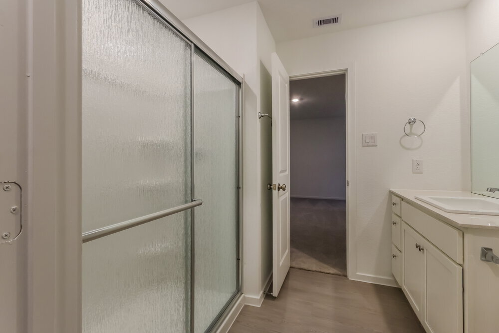 Building Photo - 15254 Abella Dr