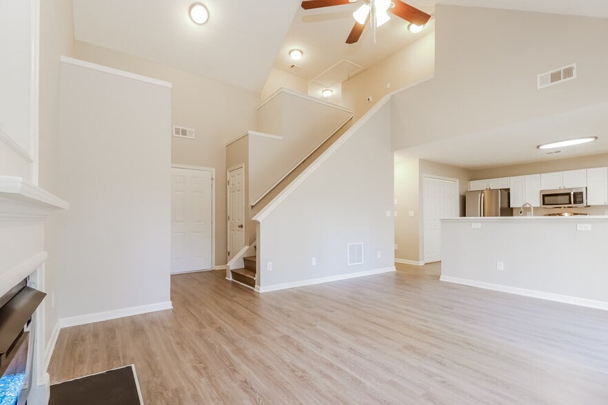 Building Photo - 2285 Wingfoot Pl