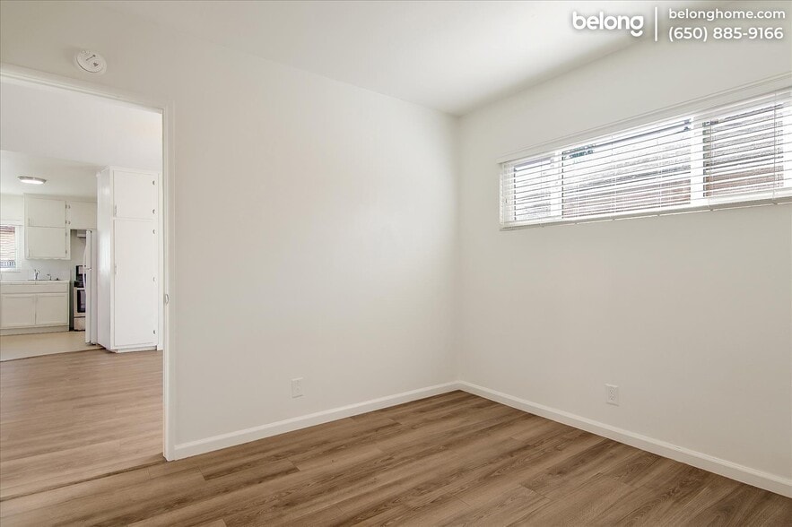 Building Photo - 11856 Beatrice St