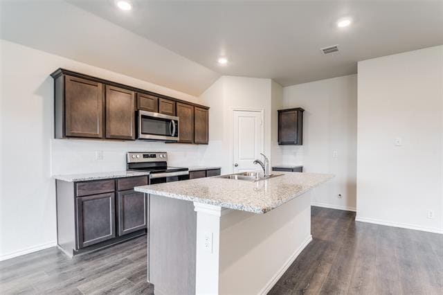 Building Photo - 1319 Lowhill Dr