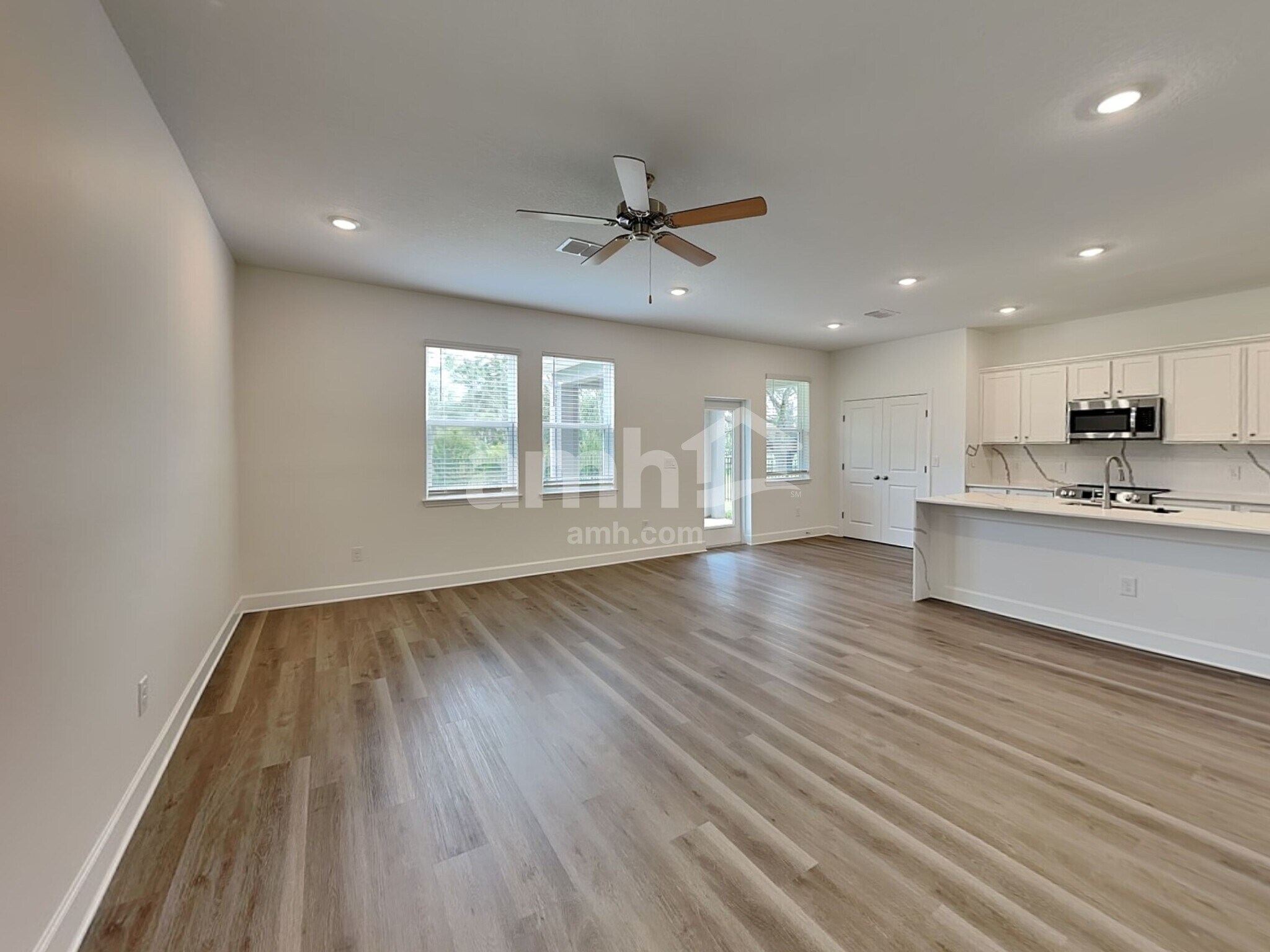 Building Photo - 16644 Cheyanne Ct