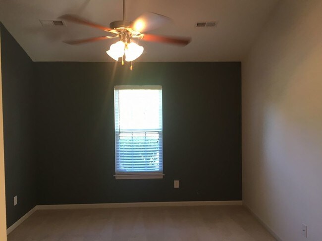 Building Photo - LENA SPRINGS ESTATES