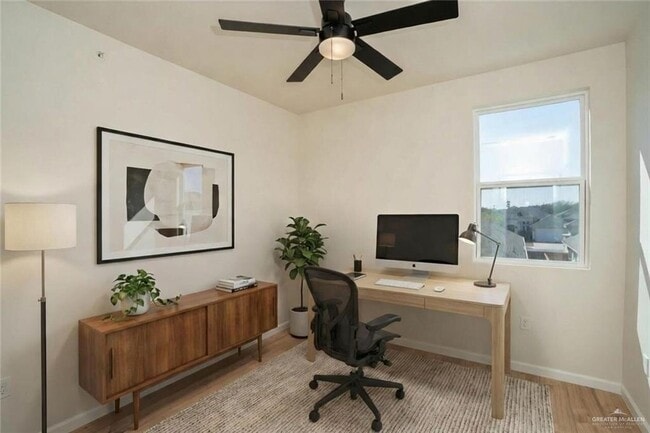 Building Photo - 13 N 23rd St