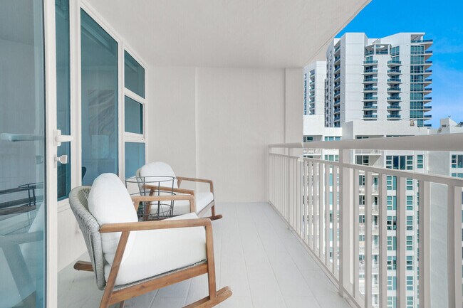 Building Photo - 1620 S Ocean Blvd