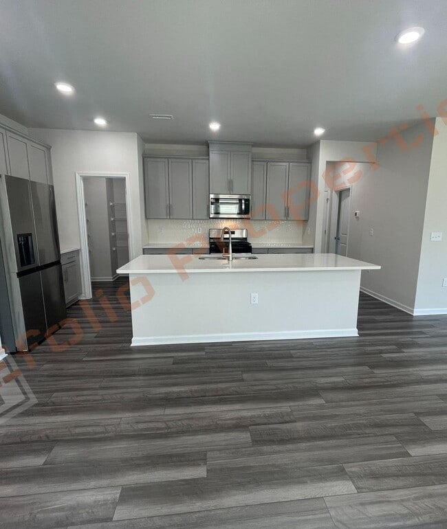 Building Photo - Great news! Application fee will be credit...