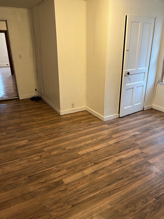 Building Photo - 1917 Tours St