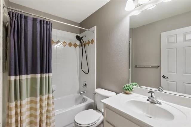 Building Photo - 941 Nightingale Dr