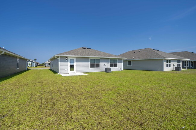 Building Photo - 282 Boggy Creek Way