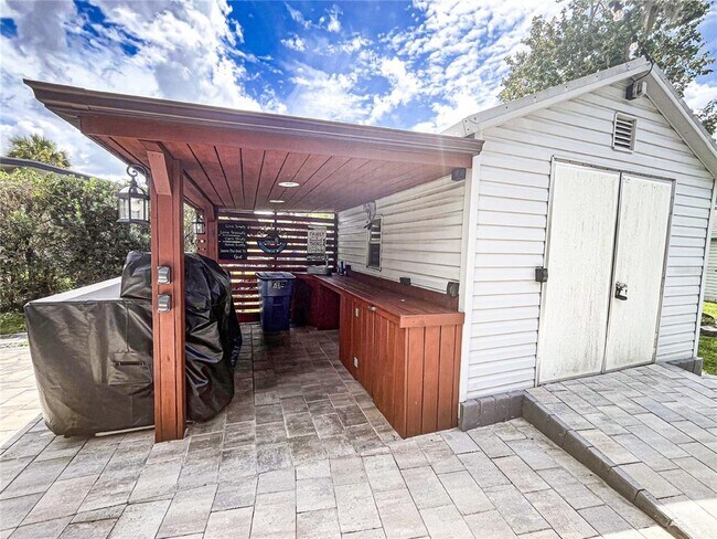 Building Photo - 107 Long Hammock Dr