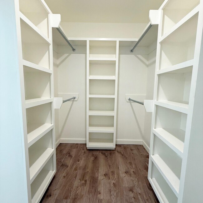 Building Photo - 2222 16th St