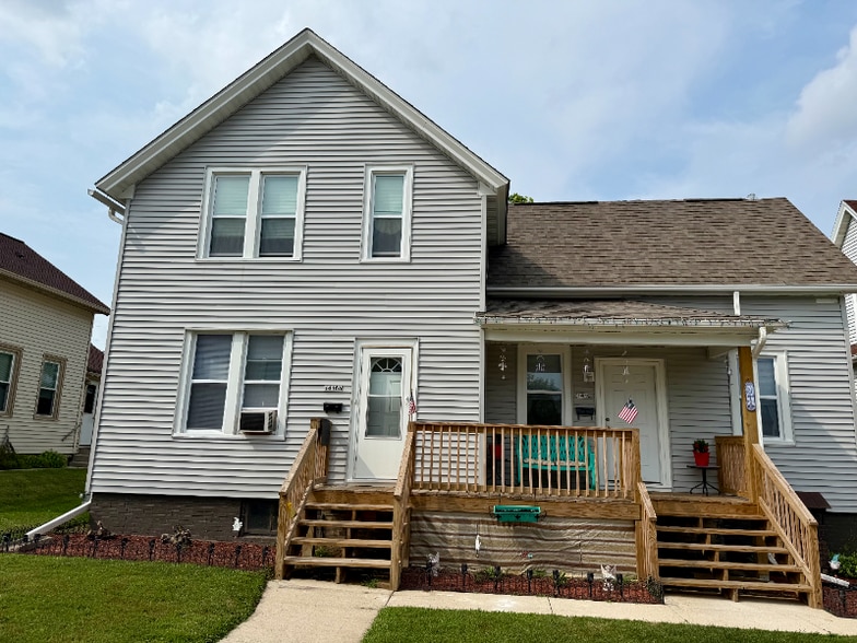 Primary Photo - 1416 Illinois Ave