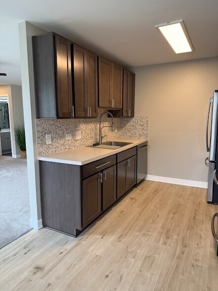 Building Photo - 673 Thorntree Ct