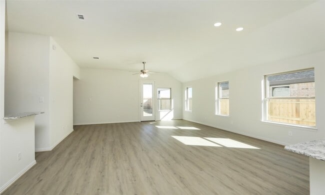 Building Photo - 427 Fields Forest Ln