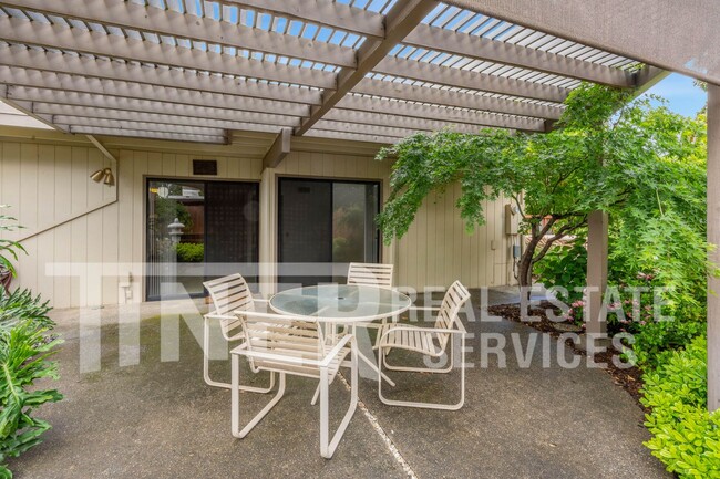 Building Photo - 4730 Clothier Way