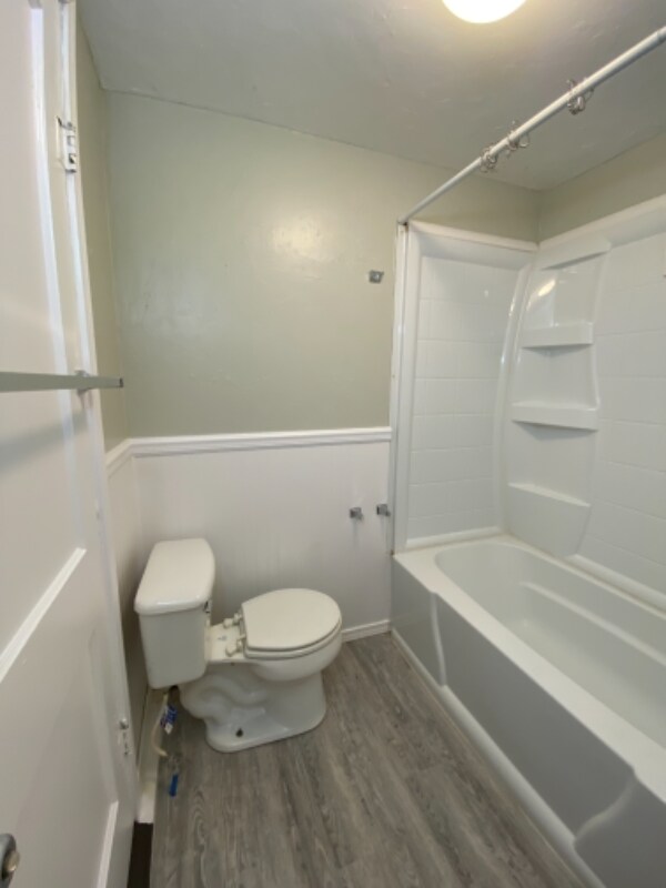Building Photo - 1712 Seiler Rd