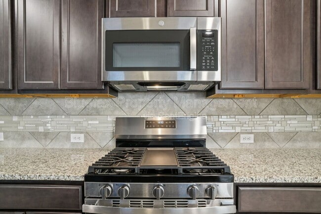 Building Photo - 13218 Chanute Field Dr