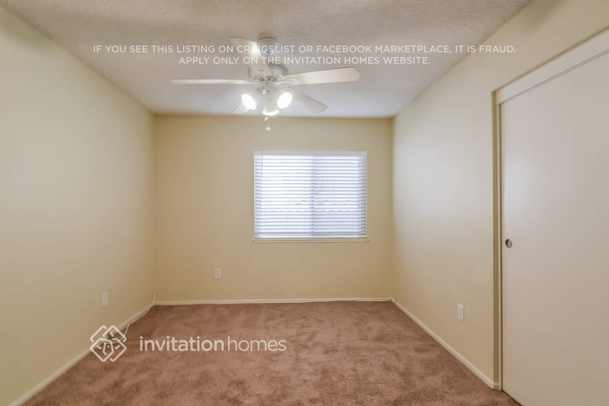 Building Photo - 44015 Andale Ave