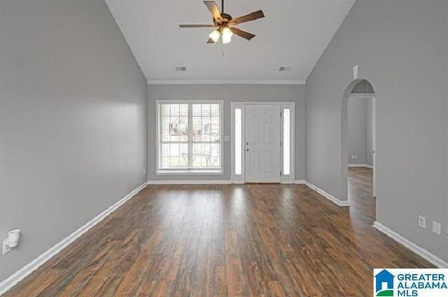 Building Photo - 106 Hidden Creek Cove
