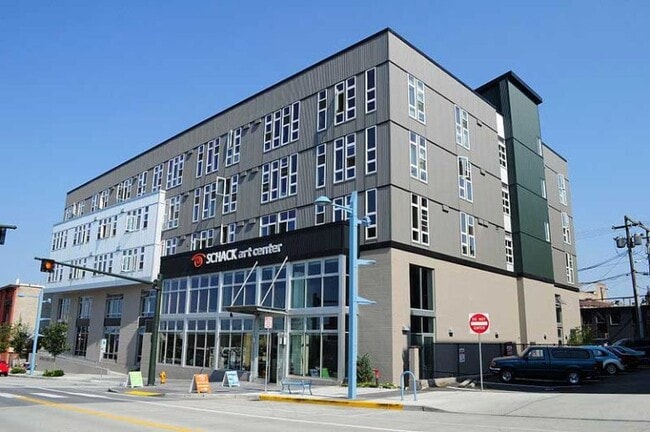 Building Photo - 1209 32nd St